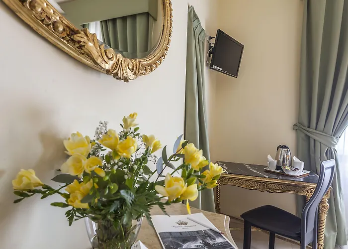 Otel Regina Giovanna Roma